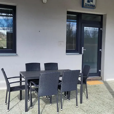 Apartment U Koleji A Kasnice